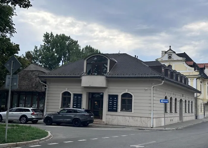 Danube&castle Retreat Apartment, 70m2 *